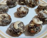 ડ્રાયફ્રુટ લાડુ(Dryfruit Ladoo Recipe in Gujarati) રેસીપી સ્ટેપ3ફોટો