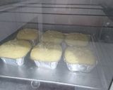 Foto langkah ke 7 dari resep Cheese Custard Muffin.