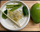 A picture of step 1 of Southern Thai rice salad(Khao Yum).