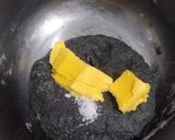 Foto langkah ke 2 dari resep Wool Roll Bread dengan tepung Ketan Hitam, dikukus.