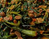 Foto langkah ke 4 dari resep Tumis Kangkung Tauco Pedas.