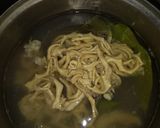 Foto langkah ke 2 dari resep Usus ayam kemangi bumbu kuning.