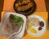 A picture of step 3 of Stir-Fried Bean Sprouts and Garlic Chives with Pork Liver & Chicken Liver Congee.