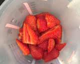 Une image de l'étape 1 de Limonade à la fraise🍓.