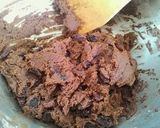 A picture of step 2 of Chocolate&currant cookies.