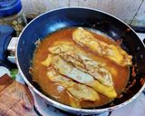A picture of step 4 of Omlette Curry.