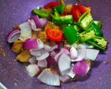 গার্লিক চিকেন স্টার ফ্রাই(Garlic Chicken Stir Fry recipe in Bengali) রেসিপির ধাপ 2 ছবি