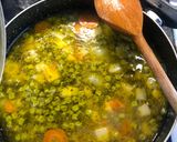Tavaszi borsó leves recept fázis 5 fotója