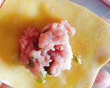Hình bước làm 3 của món Hoành thánh chiên giòn
