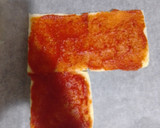 Foto del paso 2 de la receta: Pizza de pan de molde
