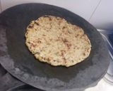 A picture of step 5 of Multi grains Thalipeeth.