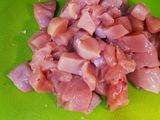 كاري أبو ظبي بحليب جوز الهند