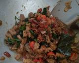 Foto langkah ke 4 dari resep Tumis pucuk daun labu.