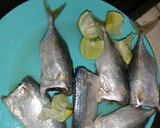 Foto langkah ke 1 dari resep Sup Ikan Kembung.