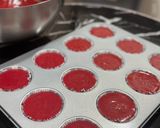 صورة لخطوة 6 من وصفة كب كيك ريد فيليفت Redvelvet