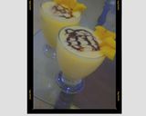 A picture of step 4 of Mango milk shake.