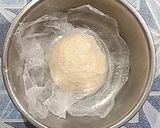 Foto langkah ke 3 dari resep Roti Goreng Wijen.