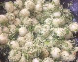 A picture of step 4 of Mani kozukotai (South Indian traditional breakfast dish).