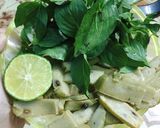 Hình bước làm 2 của món Bún trộn chay tự chế cho ngày mùng 1 :D