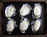 A picture of step 4 of Baked Oysters with White Sauce.