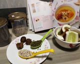 A picture of step 1 of Old Melon Soup With Mung Bean And Jacob’s Tear.
