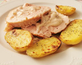 Foto del paso 7 de la receta: Pollo relleno de huevo duro, york y queso en salsa de vino de Oporto