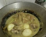 Foto langkah ke 4 dari resep Opor ayam telur simple.