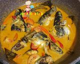 Foto langkah ke 8 dari resep Patin kuah kuning dengan santan.