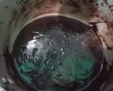 Foto langkah ke 3 dari resep Double Choco Mochi Strawberry.