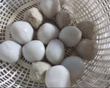 Foto langkah ke 2 dari resep Sup Kembang Tahu Ceker Ayam.