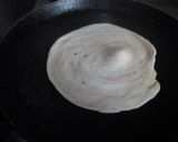 A picture of step 3 of Malabar paratha.