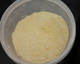 A picture of step 1 of Besan Halwa.