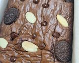 Foto langkah ke 7 dari resep Shiny Crust brownies.
