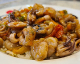 Foto del paso 5 de la receta: Salteado de verduras, chipirones y gambas