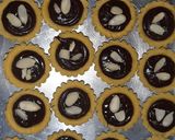 Foto langkah ke 7 dari resep 18. Pie brownies.
