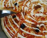 صورة لخطوة 3 من وصفة 🍕 بيتزا على طريقتي 🍕