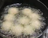 A picture of step 5 of Bread ke Gulab Jamun.