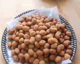 Foto langkah ke 5 dari resep Kacang Telur, Renyah & Mudah.