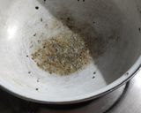 झटपट अळुवडी (aluvadi recipe in marathi) रेसिपी स्टेप 2 फोटो 