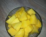 A picture of step 6 of Minty mango juice.