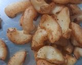 A picture of step 4 of Crispy Macaroni Bhel.