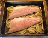 Foto del paso 3 de la receta: Lubina al horno con patatas
