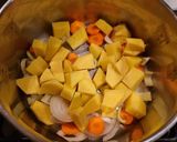 Foto del passaggio 2 della ricetta Zuppa lenticchie e patate