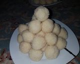 صورة لخطوة 6 من وصفة كرات جوز الهند (رافيلوو)