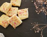 A picture of step 13 of Milk Burfi - "Gato Dilait".