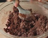 A picture of step 4 of Christmas Wreath Cookies [Chocolate Spritz].