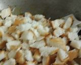 A picture of step 1 of Masala Pav.