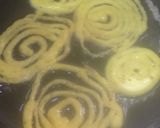 A picture of step 4 of Crispy Jalebis.