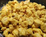Foto del passaggio 3 della ricetta Pollo alla curcuma
