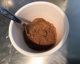 Une image de l'étape 7 de Gâteau chocolat fraises caramel.
